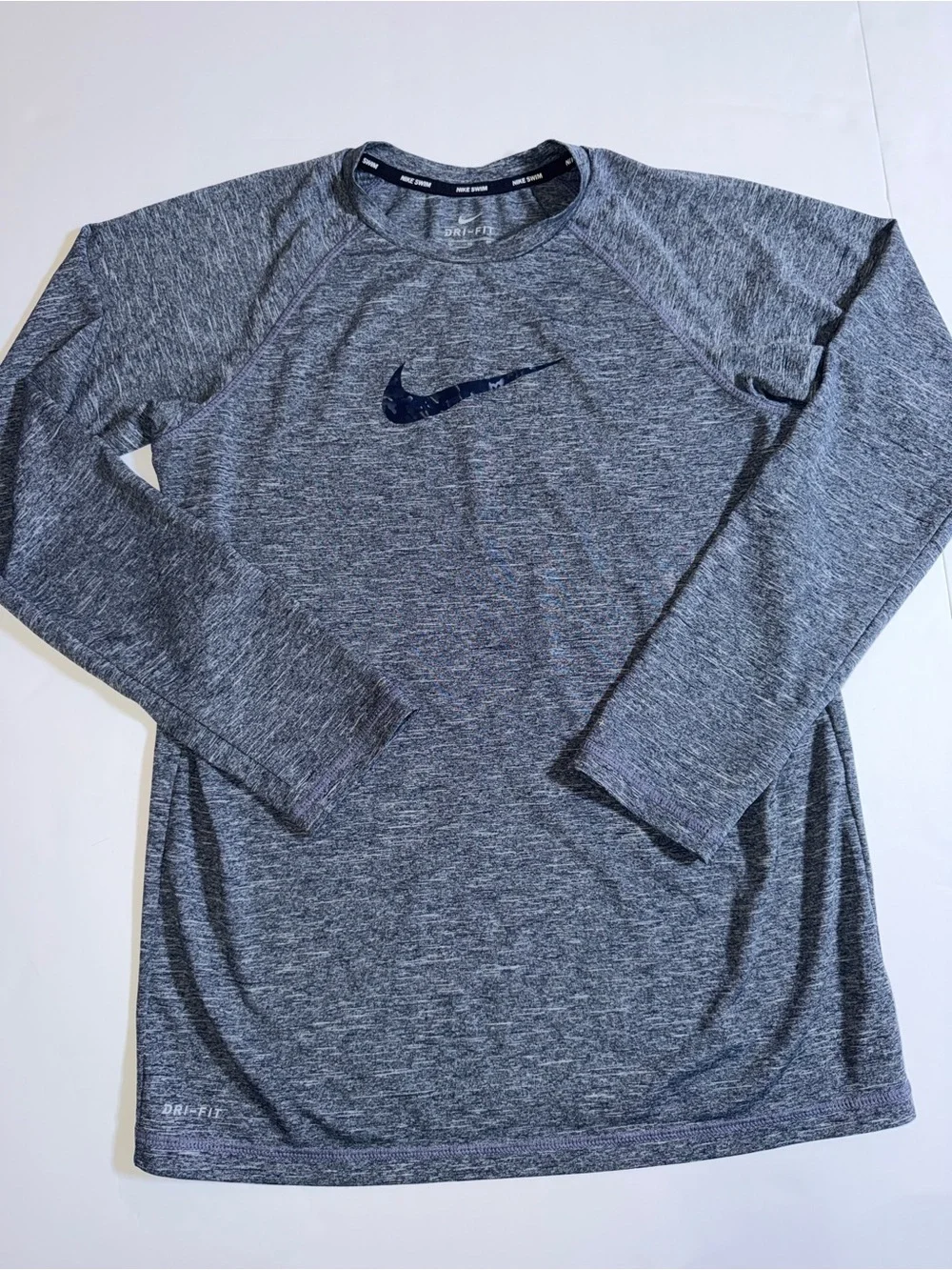Nike Dri-FIT Gray Long Sleeve Performance Tee Boys XL
